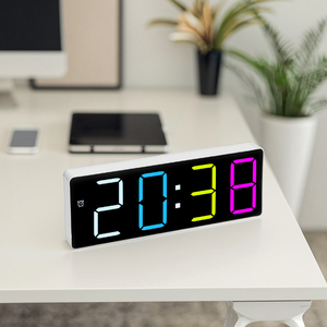 Hot ở Châu Âu và Mỹ tùy chỉnh ngày Nhiệt độ bằng giọng nói Wake-up vuông LED kỹ thuật số bảng nhà thông minh đồng hồ báo thức cho trang trí nội thất - Product Image 1