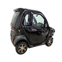 Nouvelle berline électrique compacte à cabine fermée, 4 roues, batterie lithium unique, en métal léger, pour trajets quotidiens urbains à basse vitesse et sécurisés
