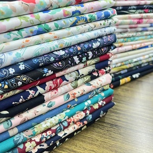 Popeline sergé de tissu d'impression numérique floral <span class=keywords><strong>Liberty</strong></span> en coton imprimé personnalisé pour l'Afrique chemises et sacs pour filles vêtements pour femmes - Product Image 4