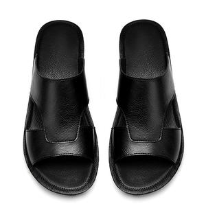 Pantoufles noires pour hommes, sandales en cuir véritable assorties à tout, chaussures de plage d'été, sandales à semelle souple, chaussures tendance pour hommes - Product Image 2