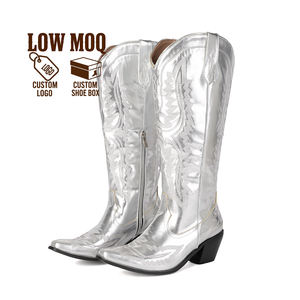 Bottes de cow-boy/cowgirl occidentales CHENO personnalisées avec logo, talon carré métallique, argentées, pour femme, à bout pointu, idéales pour les soirées - Product Image 1