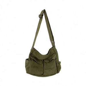 Bolso Bandolera Estético y Bonito para Estudiantes, Estilo Vintage, Negro y Verde, de Lona, para Mujer - Product Image 1