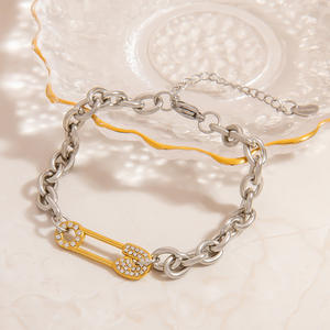 Pendientes de Aro de Acero Inoxidable Estilo Europeo Americano, Diseño de Clip, Color Oro 18K, Joyería con Microincrustaciones - Product Image 2