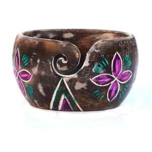 Grand bol à laine en bois fait à la main, durable, écologique, portable, artisanal, design lisse pour le crochet, le tricot, la laine - Product Image 6