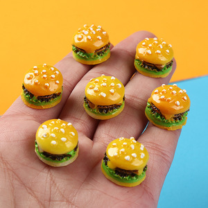 100 Piezas/Bolsa de Miniaturas de Hamburguesas de Resina para Accesorios de Llaveros DIY y Decoración de Fundas de Teléfono - Product Image 6