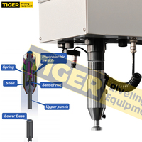 Machine de sertissage pneumatique 80kN 100kN pour l'insertion de écrous PEM et le raccordement sans rivets pour tôles métalliques