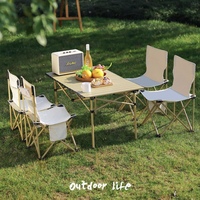 Tables de camping pliables en acier carbone durables pour une utilisation en extérieur - Empilables et faciles à transporter pour les parcs, les campings, les cours