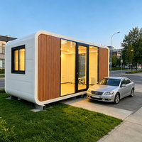 Kit de maisonnette Apple Cabin personnalisée avec option d'énergie solaire, design écoénergétique et intérieur complet pour les lodges en pleine nature