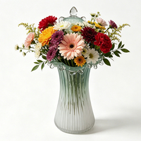 Vase en verre côtelé haut fait main avec jupe ondulée, élégant support décoratif pour fleurs, idéal pour la maison, le bureau et les accents intérieurs