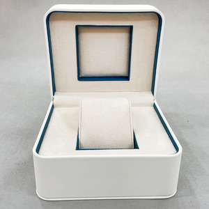 Boîte à montre de luxe en cuir PU blanc avec bordure bleue, étui de rangement et d'emballage cadeau haut de gamme pour une seule montre - Product Image 2