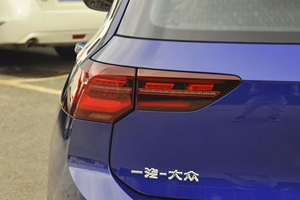 Auto Usado Volkswagen <span class=keywords><strong>Golf</strong></span> 280TSI DSG <span class=keywords><strong>R</strong></span> <span class=keywords><strong>Line</strong></span> <span class=keywords><strong>2022</strong></span>, Plataforma MQB, Auto Familiar Premium - Product Image 4