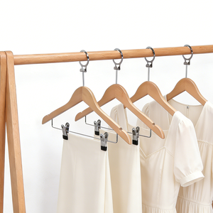 Cintre en bois antivol pour costumes homme et <span class=keywords><strong>femme</strong></span>, à épaules larges, idéal pour hôtel, chambre et voyage - Product Image 1