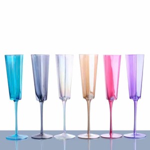 Verres <span class=keywords><strong>à</strong></span> <span class=keywords><strong>champagne</strong></span> <span class=keywords><strong>pas</strong></span> chers en forme de cœur, verres hauts pour <span class=keywords><strong>champagne</strong></span> et flûtes, design classique pour mariages - Product Image 1