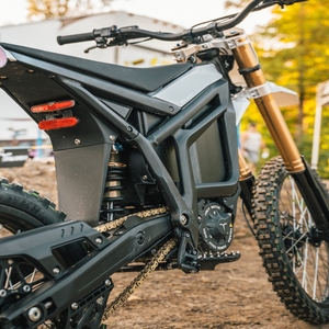 Moto tout-terrain électrique Talaria Komodo, puissante EMoto - Product Image 4