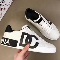 Sneakers de luxe de créateurs, style unisexe de haute qualité, nouvelles chaussures de sport décontractées pour hommes et femmes, chaussures de marche et de course en plein air