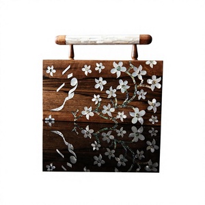 Glamorous <b>Mother</b> of Pearl Evening Clutch Purse Handmade with Removable Chain - Product Image 1