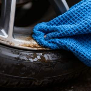 31. Paño Moderno Azul Claro Sin Pelusa para Cuidado Automotriz, Tapete para Piso de Auto, Paño Absorbente para Limpiar Entradas Deportivas - Product Image 3