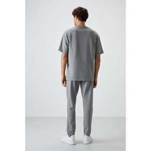 Conjunto Deportivo de Algodón Gris Melange para Hombre, Casual, Transpirable, Corte Holgado, 340 Gramos - Product Image 1