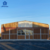 Box pour chevaux JHorse, robuste, en acier galvanisé et panneaux HDPE, pour ferme équestre professionnelle, sur mesure