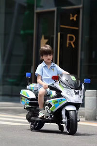 新款儿童骑乘玩具摩托车电动充电儿童摩托车批发低价<span class=keywords><strong>2</strong></span>-4 5-8岁儿童 - Product Image 4
