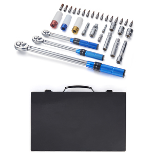 <span class=keywords><strong>Set</strong></span> di 32 Pezzi <span class=keywords><strong>Chiavi</strong></span> Dinamometriche Manuali con Attacco da <span class=keywords><strong>1</strong></span>/4", 3/8" e <span class=keywords><strong>1</strong></span>/<span class=keywords><strong>2</strong></span>" e Calibro Regolabile in Pollici - Product Image 2