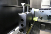 Machine de découpe laser à fibre entièrement automatique 4020-6KW avec refroidissement par eau, nouvelle marque BEKE, système de contrôle Cypcut, prend en charge AI/PLT/DXF