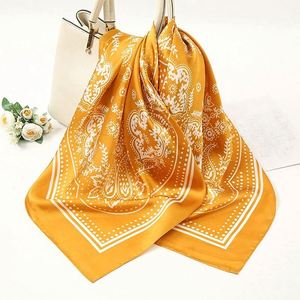 ผ้าพันคอโพกผมคุณภาพสูง 100D โพลีเอสเตอร์คอตตอนซาติน พิมพ์ลายดิจิตอลด้วยเทคนิคซับลิเมชั่น สำหรับพันผม - Product Image 2