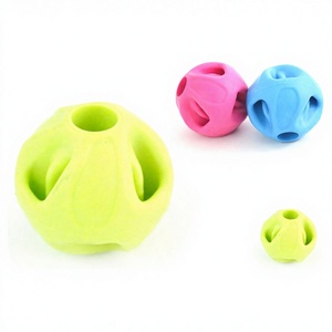 Grande Palla Vuota da 7CM per Animali Domestici, Giocattolo Interattivo e di Movimento - Product Image 1