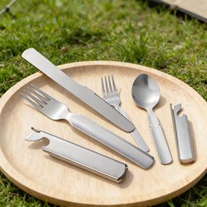 Ensemble <span class=keywords><strong>de</strong></span> couverts <span class=keywords><strong>de</strong></span> camping portable le plus vendu avec étui, en acier inoxydable léger pour les repas en randonnée et en camping - Product Image 1