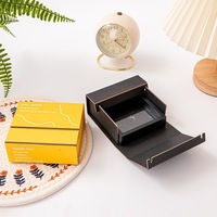 Boîte cadeau de luxe en carton dur de Noël Boîte en papier de style tiroir Cadeau de vacances festif Emballage en carton