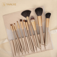 Ensemble de pinceaux de maquillage professionnels en poils doux pour débutants - Pinceaux pour poudre, blush, fard à paupières, détails - Logo personnalisé en gros