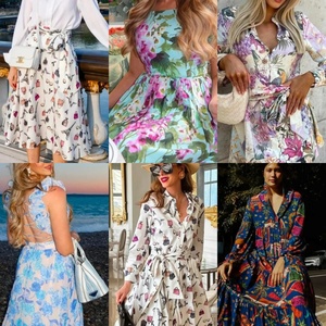 การชำระบัญชีเครื่องแต่งกายสตรีที่มีตราสินค้า2004: <span class=keywords><strong>ส่วนลด</strong></span>ครั้งใหญ่สำหรับชุดเดรสและเสื้อผ้าหลากหลายรูปแบบ - Product Image 6