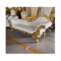 Canapé de mariage royal de luxe, chaise de trône, canapé de mariage pour le roi et la reine, toile de fond d'événement