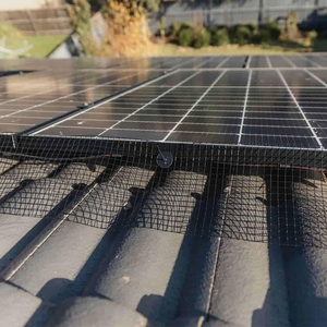 Filet <span class=keywords><strong>anti</strong></span>-oiseaux noir de 30 m, résistant aux oiseaux, clôture pour panneaux solaires avec répulsif antiparasitaire, durable, installation facile - Product Image 5