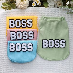 Chaleco de Verano para Perros y Gatos, Ropa para Mascotas, Color Caramelo, Tejido Waffle, Diseño con Letras Boss, Estilo Lindo - Product Image 1