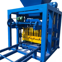 Machine à mouler les briques en béton manuelle Hong Fan QT4-26 économique, moulage par vibration, moteur fiable, boîte de vitesses haute efficacité