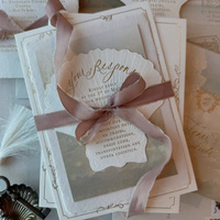 Carte d'invitation de mariage personnalisée découpée à l'emporte-pièce RSVP avec motif typographique, y compris les enveloppes-Produit d'impression en papier carton