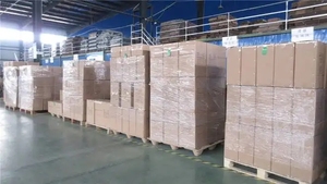 PE <b>Stretch</b> Plastic Pallet <b>Wrap</b> Film Manufacturer Lldpe <b>Stretch</b> Film Roll Hand Polyethylene <b>Stretch</b> <b>Wrap</b> - Product Image 3