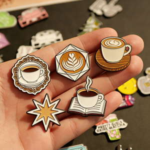 Pin Personalizado de Esmalte para Taza de Café, para Promoción de Cafeterías y Regalo para el Personal de Cafeterías - Product Image 1