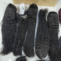 Perruque frontale complète 13x4 en cheveux humains indiens blonds bouclés crépus, longue, avec dentelle profonde et bonnet en dentelle HD