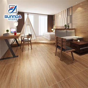 Sunnda กระเบื้องพอร์ซเลนไม้สีเข้มกระเบื้องพื้นผนังสโตนแวร์สดที่มีผลกระทบสีน้ำตาล150*900มม. สำหรับห้องนั่งเล่น - Product Image 4