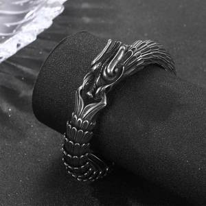 กำไลข้อมือลายเกล็ดมังกรแบบหนา กำไลสัญลักษณ์ราศีสัตว์ย้อนยุคสำหรับผู้ชาย รุ่น CE607 ของขวัญ - Product Image 3