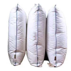 便宜批发100% 超细纤维织物700克聚酯枕头插入酒店收集床枕头睡觉