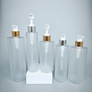 최소 주문량 낮음 500ml 400ml 100ml 빈 플라스틱 PET 150ML 200ML 250ML 300ML 8oz 프로스트 병 금색 펌프 포함 - Product Image 2