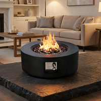Table de feu ronde Orizaba en béton renforcé de fibres de verre, artisanale, haut de gamme, en acier au carbone sur mesure, pour extérieur, en pierre calcaire.