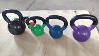 Équipement de fitness en gros, haltères en fonte avec revêtement en poudre, haltères de compétition colorés, ensemble de poignées de kettlebell, 2 kg à 32 kg