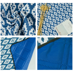 Tapis <span class=keywords><strong>de</strong></span> pique-nique pliable imperméable extra large 200x200cm, couverture <span class=keywords><strong>de</strong></span> <span class=keywords><strong>plage</strong></span> portable pour la famille, le camping et les voyages - Product Image 4