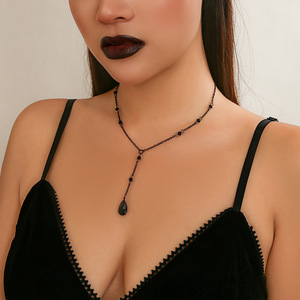 Conjunto de Joyería Vintage Gótica con Collar en <span class=keywords><strong>Y</strong></span>, Estilo Oscuro de Halloween, con Gotas de Sangre <span class=keywords><strong>y</strong></span> Borlas, Collar <span class=keywords><strong>y</strong></span> Aretes para Mujer - Product Image 6