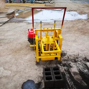 南非的柴油移动手动小砌块制砖机中空水泥混凝土摊铺制砖机械