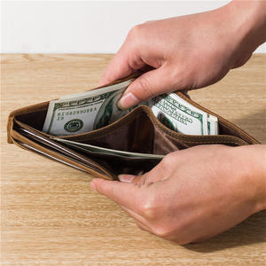 กระเป๋าสตางค์หนังวัวแท้สไตล์วินเทจสำหรับผู้ชาย  บางเฉียบ ป้องกัน RFID  พร้อมสลักชื่อได้ - Product Image 6